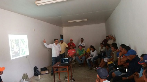 Mombaça:Ematerce treina apicultores