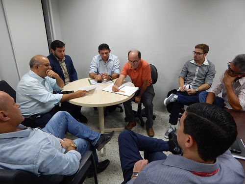 Ematerce discute projeto de perfuração de poços