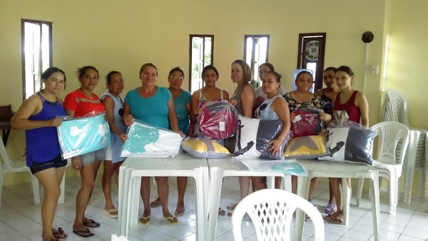 Barroquinha: Ematerce local e Ceart realizam cursos para artesãs