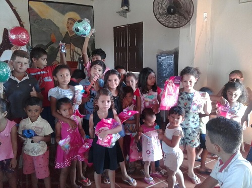 Ematerce Sobral promove Natal Solidário