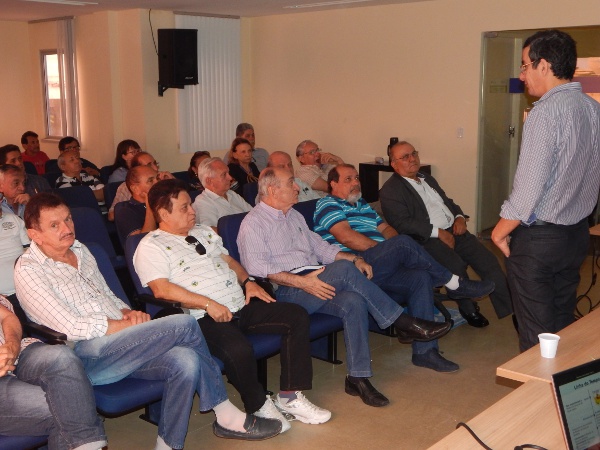 Centro Gerencial da Ematerce: presidente da Funceme ministra palestra