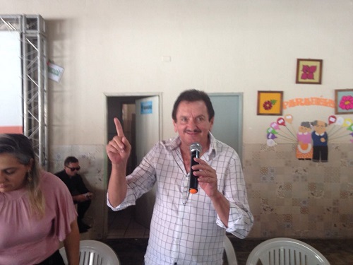 Ematerce participa de entrega de títulos em Jaguaretama