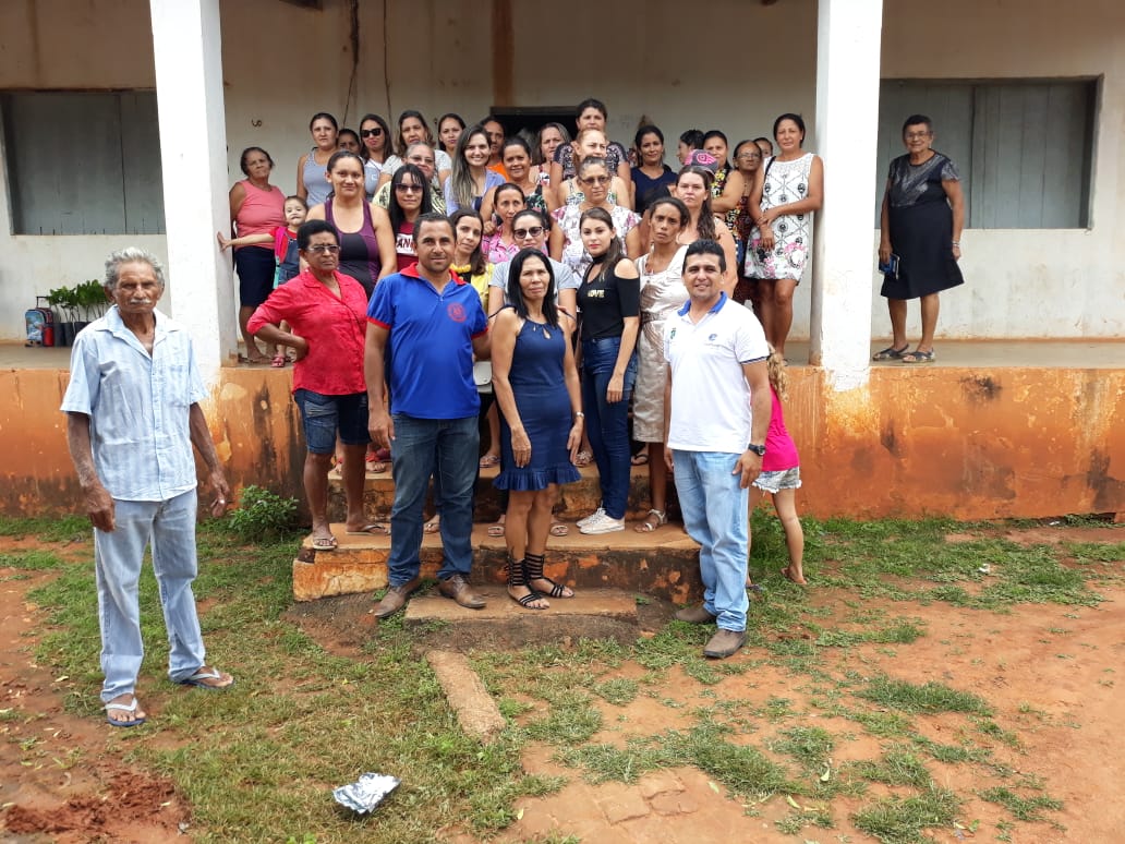 Ematerce de Santa Quitéria assiste Associação das Mulheres do Saco do Belém