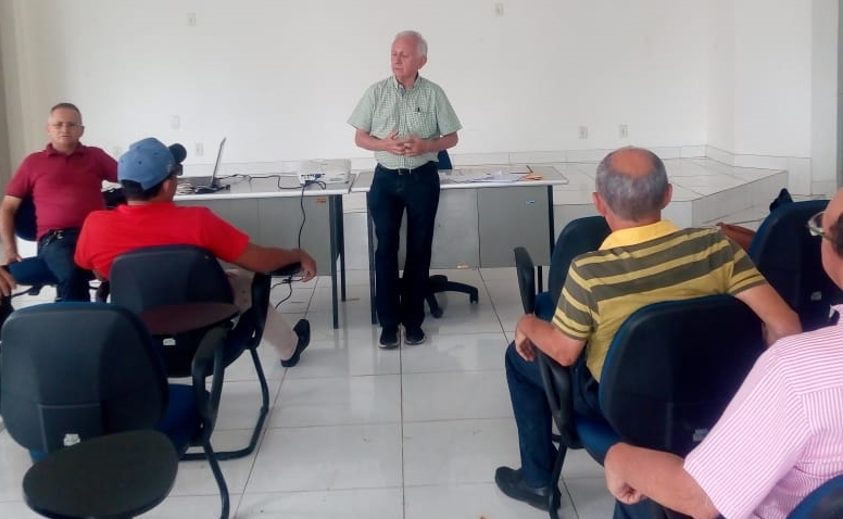 Cariri Leste: Ematerce avalia e debate atividades agropecuárias para 2020