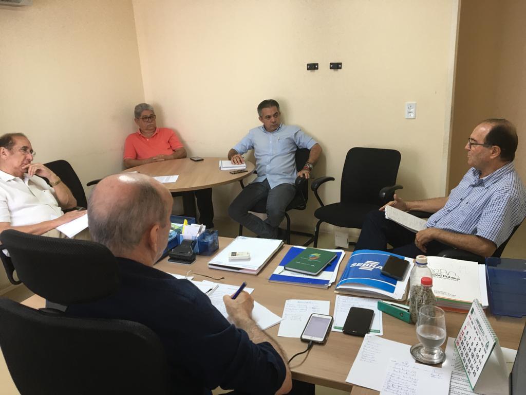 Ematerce e Instituto Luiz Girão divulgam tecnologias para armazenamento de forragens.