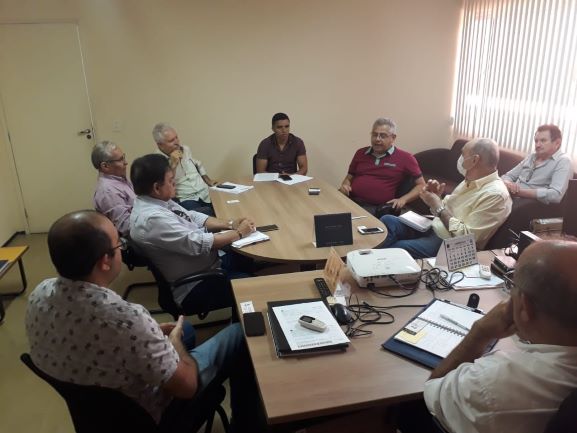 Diretoria da Ematerce discute acordo de cooperação técnica com IFCE