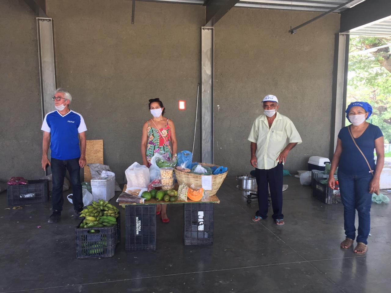 Feira de Produtos da Agricultura Familiar no Crato celebra quatro anos de vida e superando crise de saúde