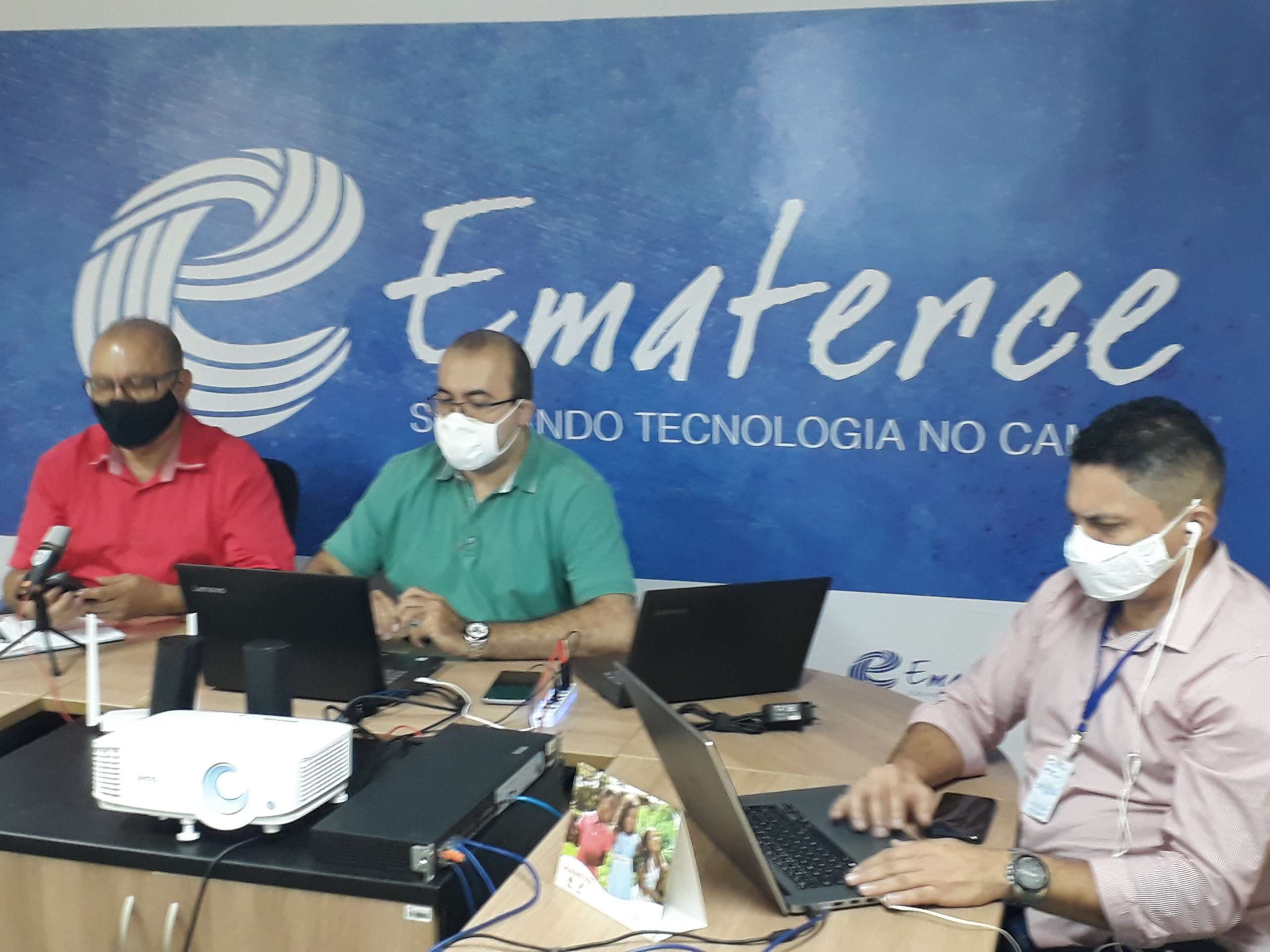Presidência da Ematerce apresenta resultados para o Conselho Gestor