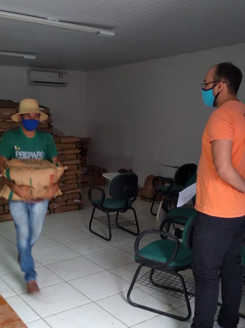 Iguatu: Ematerce local conclui distribuição de sementes aos agricultores na sexta-feira