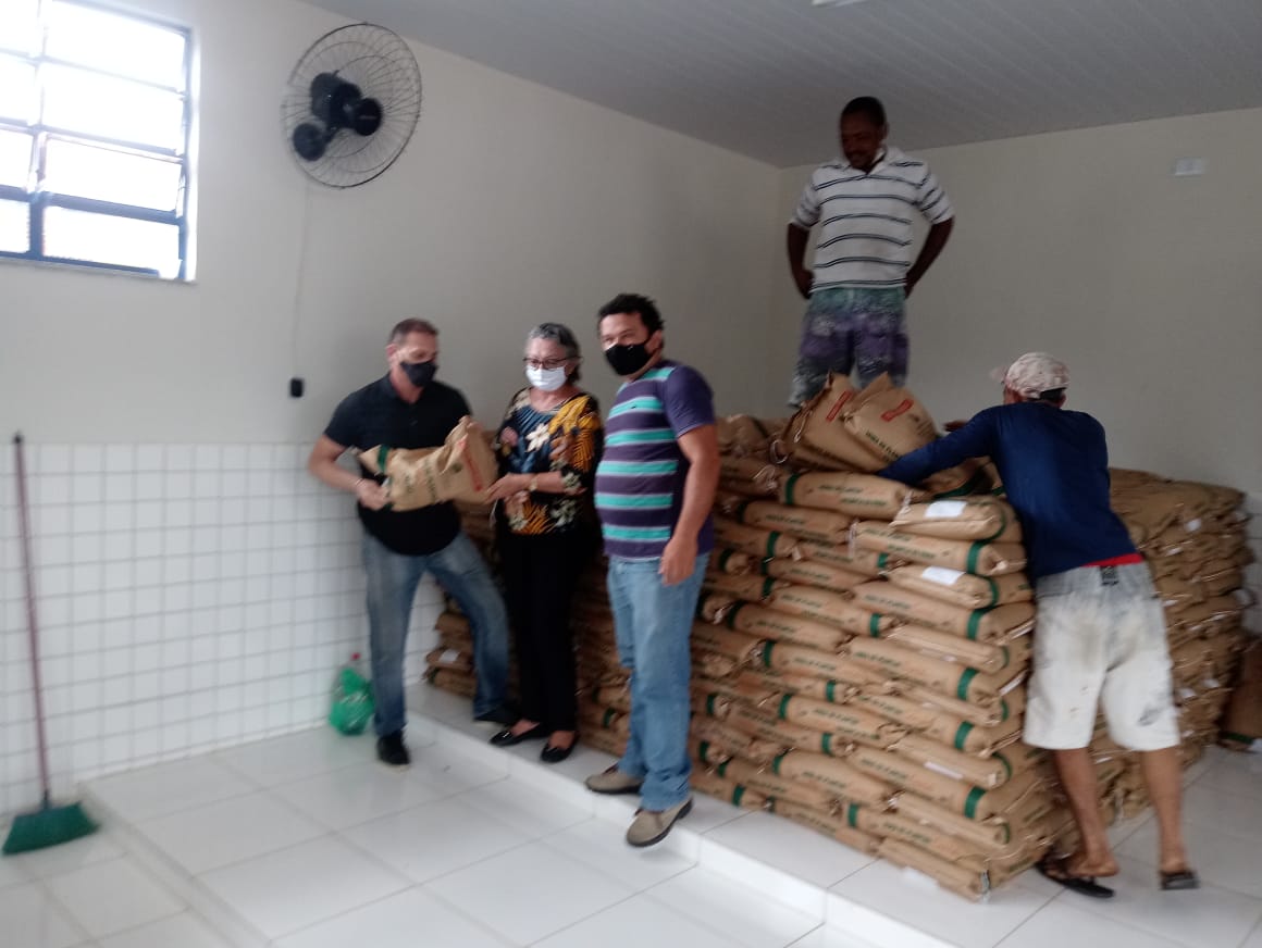 Cariri Central: Ematerce, Regional do Crato, concluindo entrega de sementes