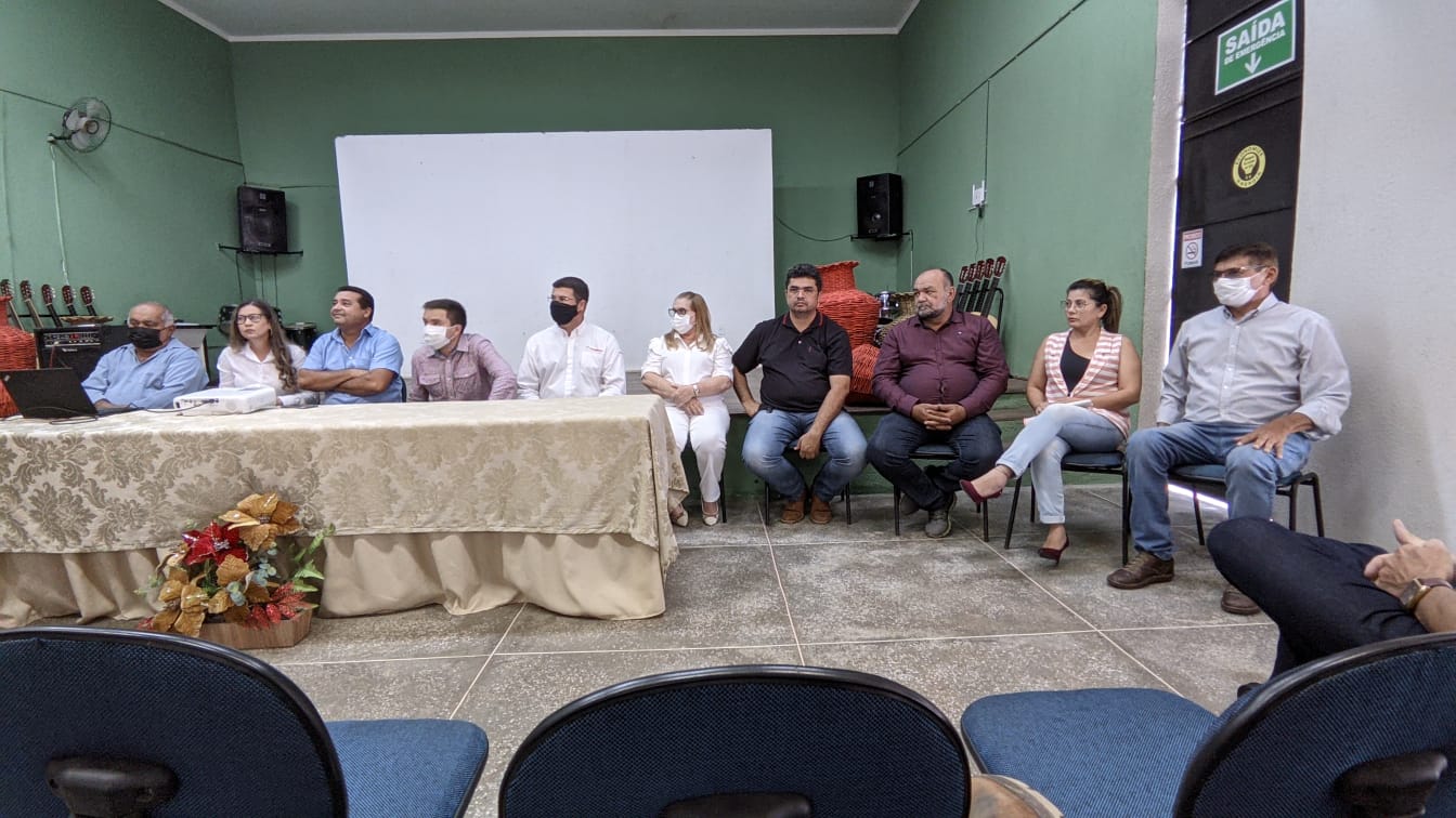 Boa Viagem: Gerente Regional Sertões de Canindé-CE participa de reunião do Bradesco