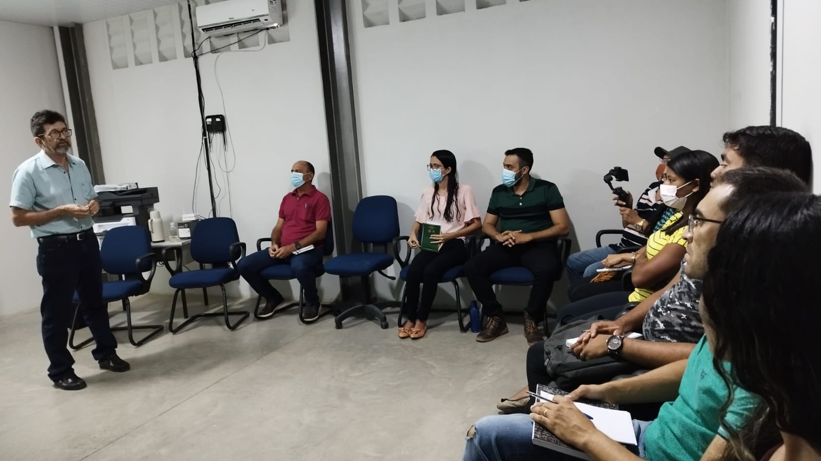 Ematerce do Crato – CE realiza palestra sobre técnicas de apicultura no Cariri