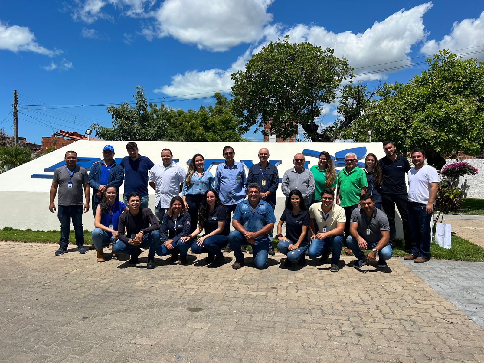 Ematerce desenvolve conjunto de ações e projetos de acerola orgânica para produtores de Aracati-CE