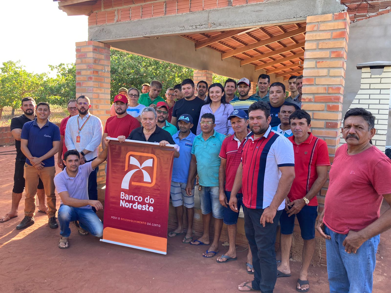 Alto Santo-CE: Ematerce e Banco do Nordeste reúnem produtores de caju