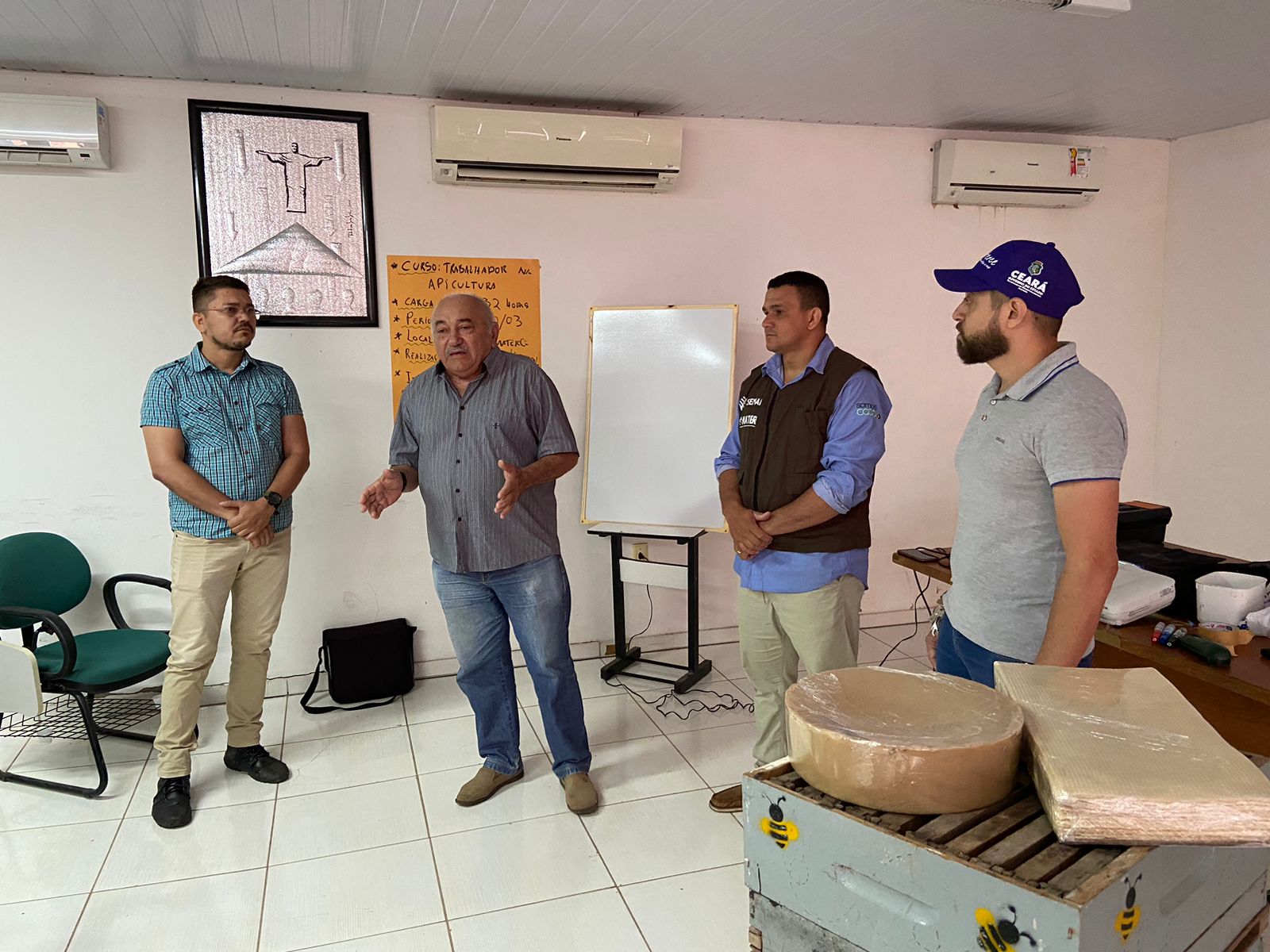 Iguatu (CE): Ematerce participa de curso voltado para a atividade apícola