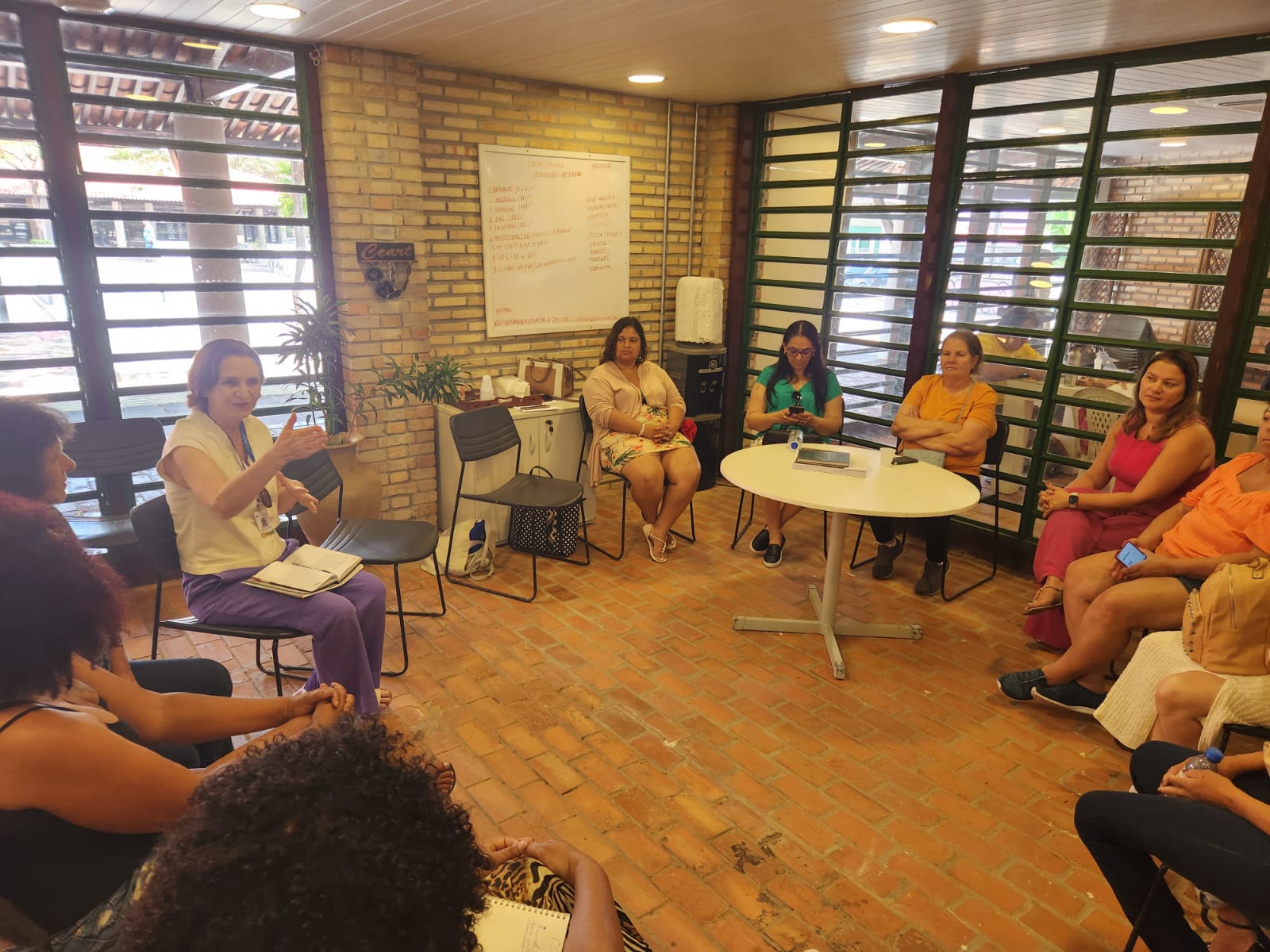 Ematerce anfitriona intercâmbio técnico com agricultoras e técnicas da Emater – DF