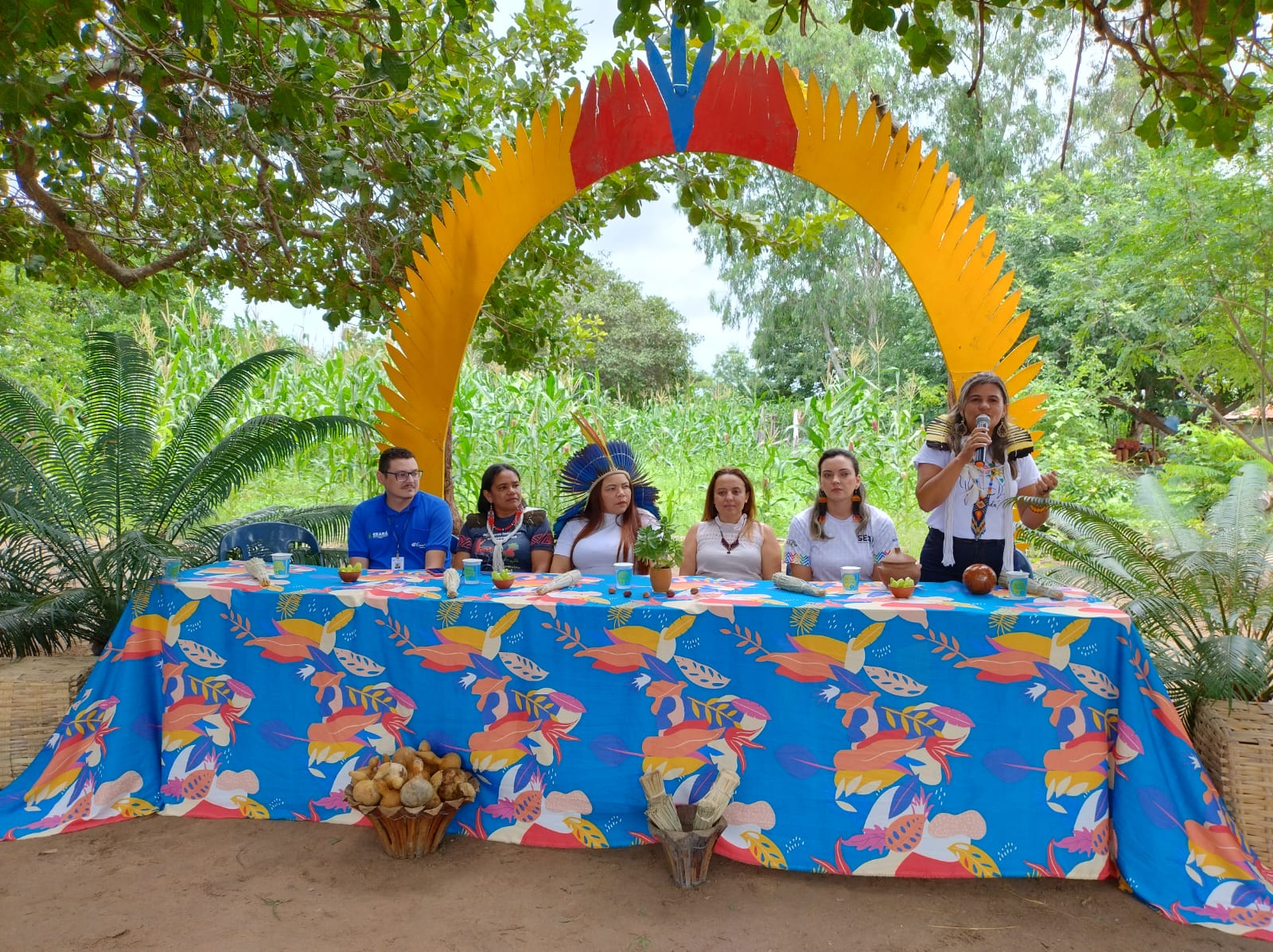 Entrega dos cartões do PAA Indígena em Aldeia Realejo, Crateús – CE