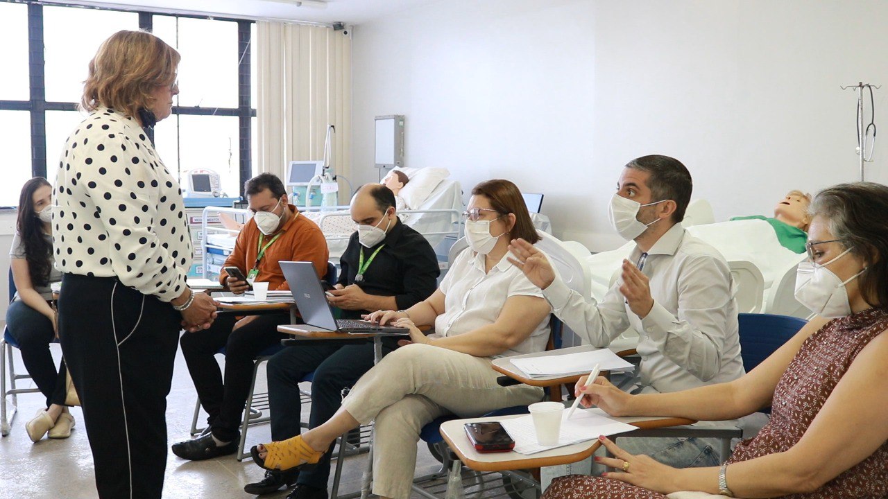 ESP/CE apresenta modelo de assessoramento aos cursos do Programa Médico Saúde da Família Fortaleza