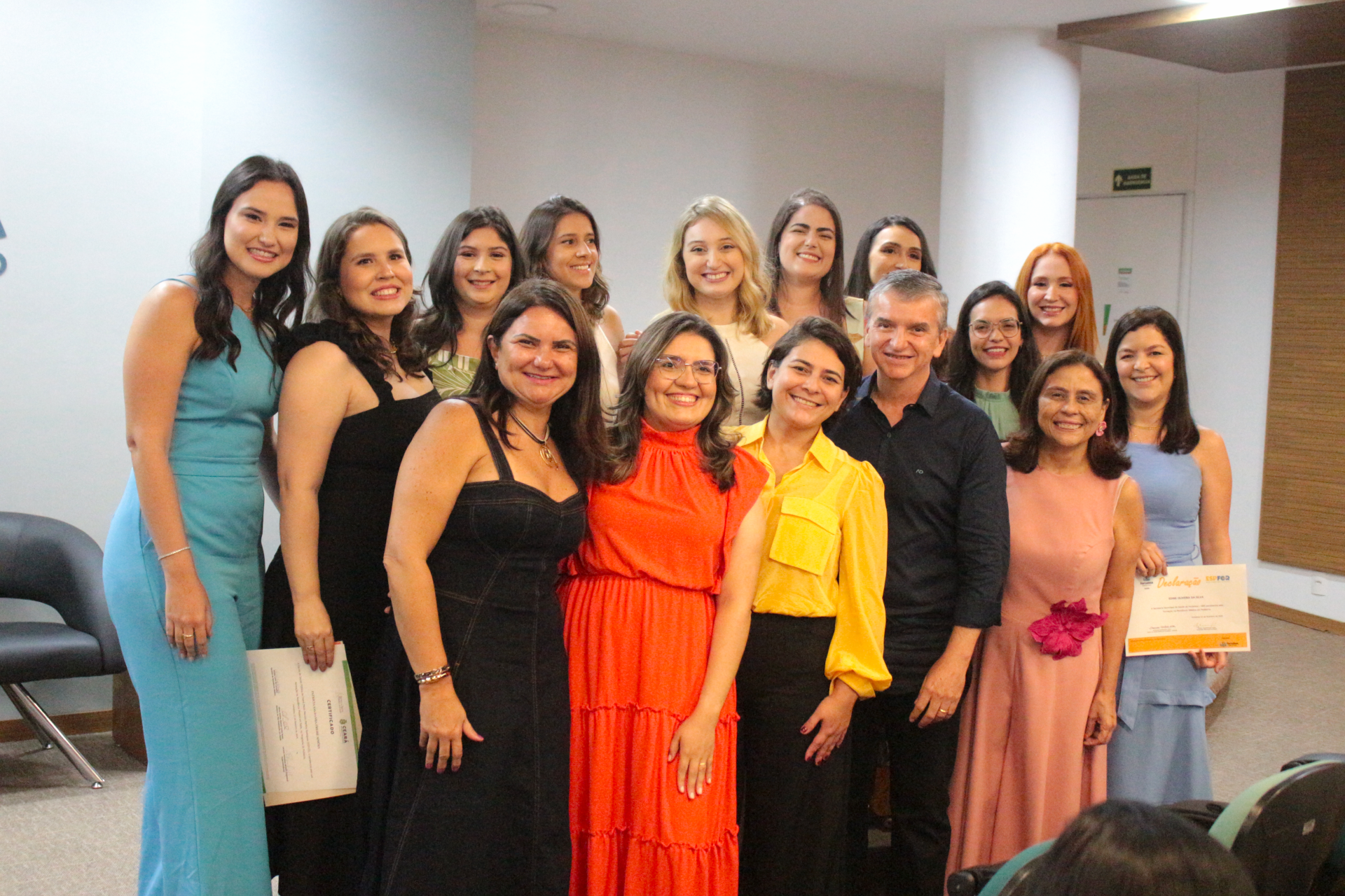 Residência Médica em Rede: ESP/CE inicia diplomação de novos médicos especialistas