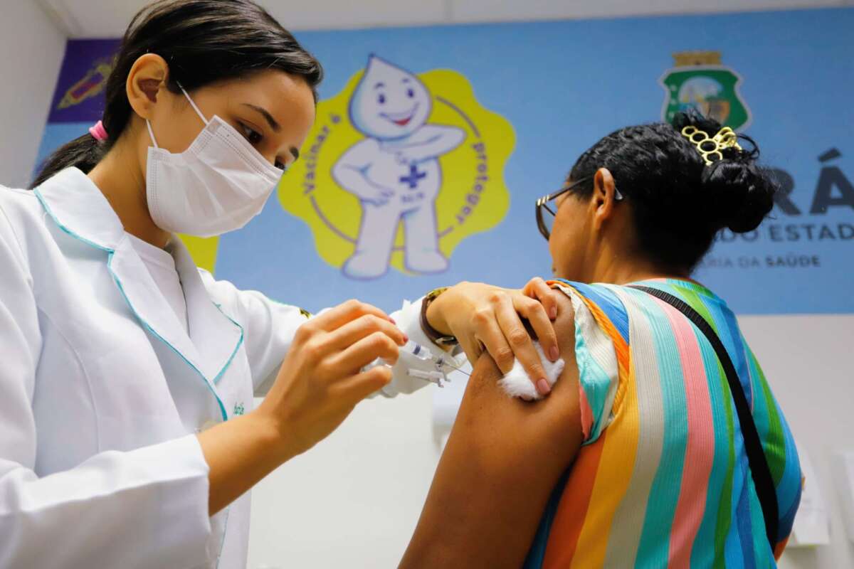 Ceará inicia campanha de vacinação contra a gripe com grupos prioritários