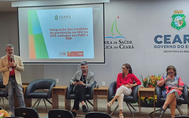 “Dezembro Vermelho”: ESP/CE sedia evento sobre medidas de prevenção ao HIV na Atenção Primária à Saúde