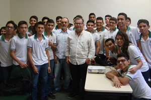 Projeto da Etice fomenta conhecimento de TIC no Estado