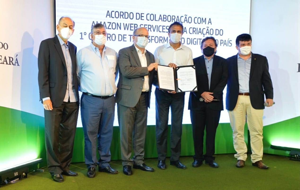 Ceará fecha acordo com AWS para sediar o primeiro Centro de Transformação Digital no país