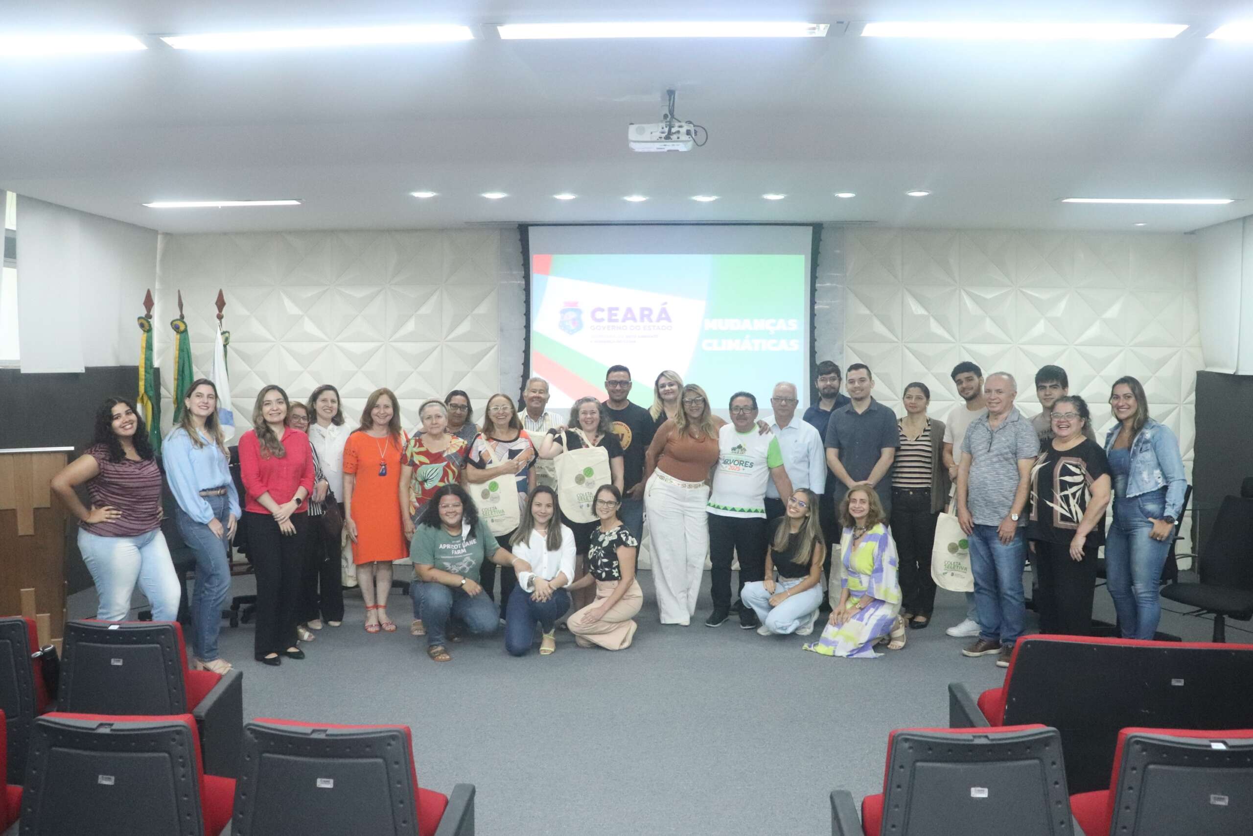 Etice promove palestra sobre o Meio Ambiente