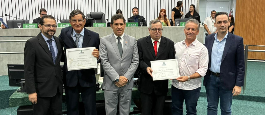 Gerente de Comunicação da Etice é homenageado pela Assembleia Legislativa