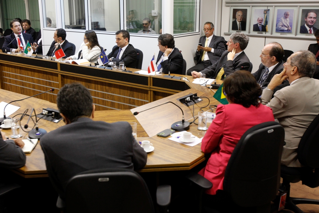 Aldo Rebelo cria fórum de ciência, tecnologia e inovação com governadores do Nordeste
