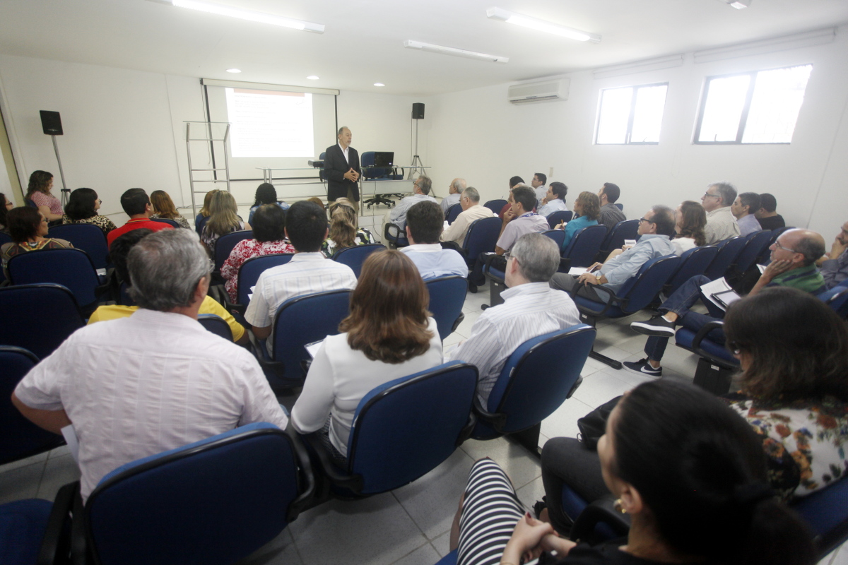 Funcap reúne coordenadores de projetos aprovados no Pronex