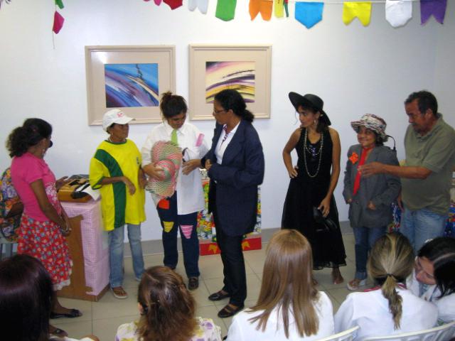 Projeto Rim-Art faz sua festa junina