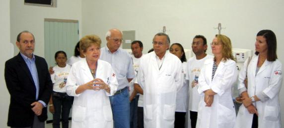 HGF inaugura 12 novos equipamentos de hemodiálise para pacientes renais agudos