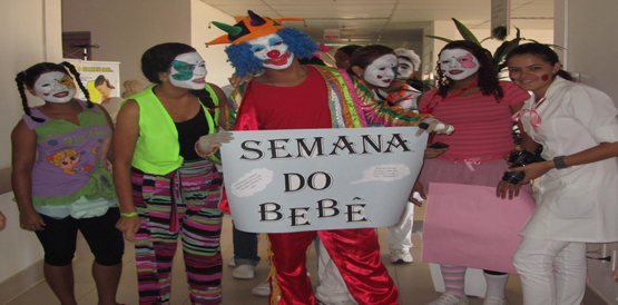 Mães e bebês vivenciaram momentos de descontração e alegria no HGF
