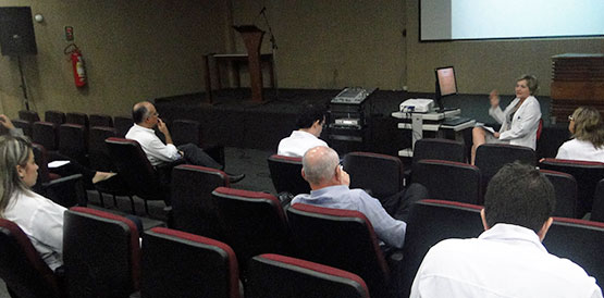 Discussão de ideias: implantação do Laboratório de Simulação Realística