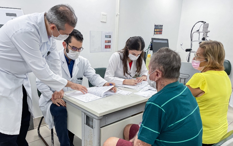 Residência em Oftalmologia do HGF conquista primeiro lugar no Brasil na prova de especialistas