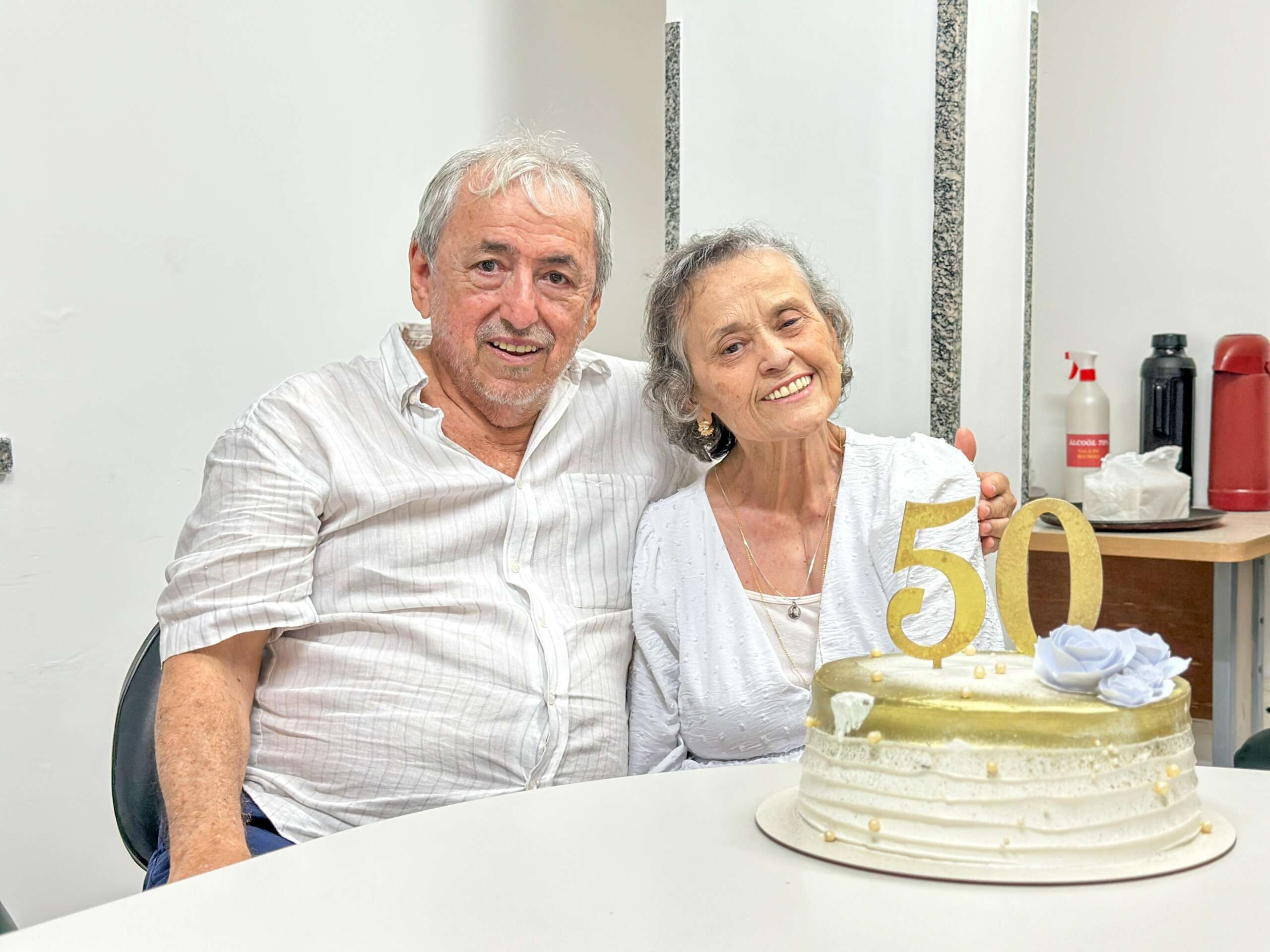 Paciente internada no HGF é surpreendida com celebração de 50 anos de casamento