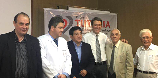 Cirurgião cardiovascular Peter Zilla, da África do Sul, realiza conferência no Hospital de Messejana