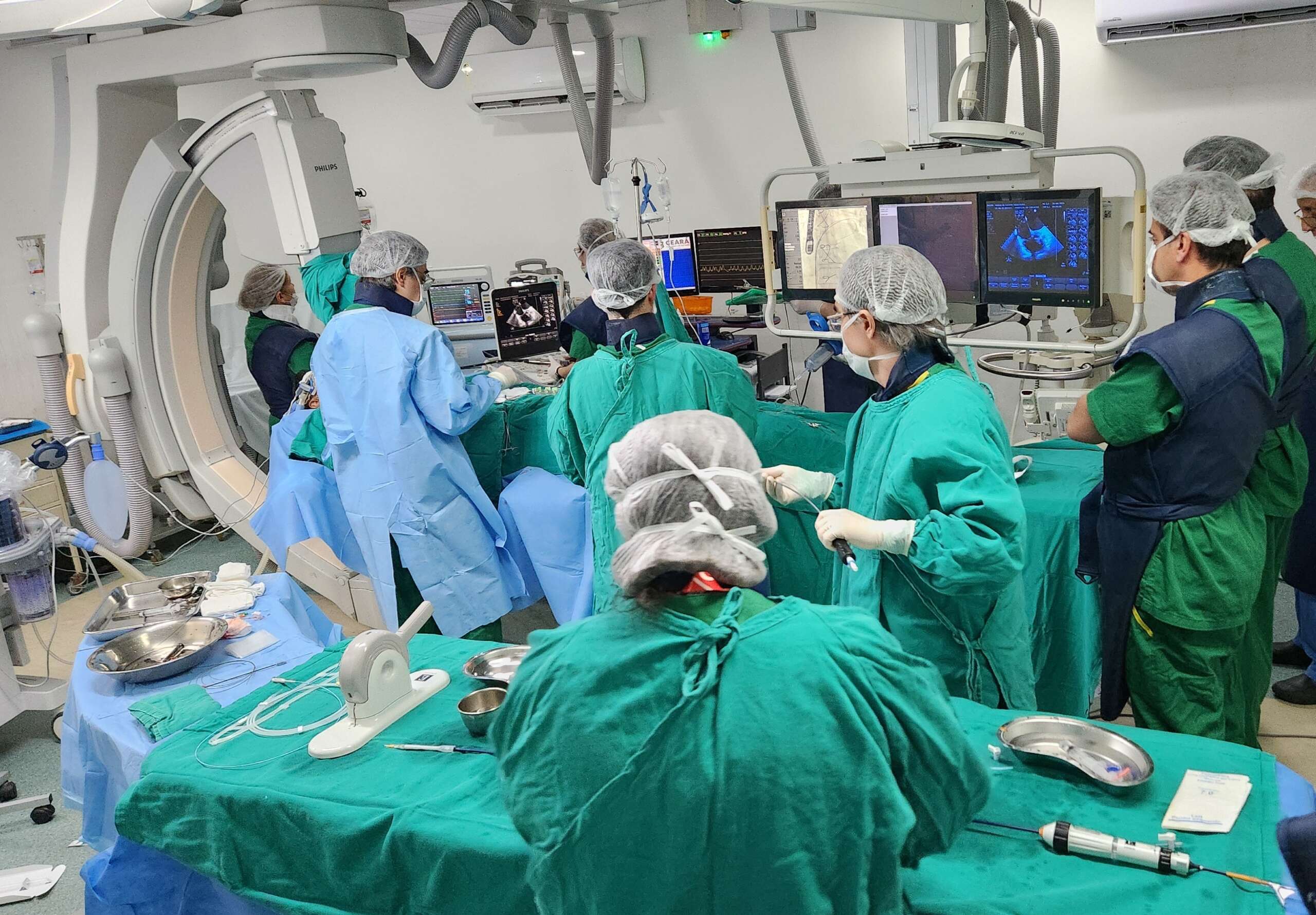 Hospital de Messejana treina médicos de outros estados em procedimento cardíaco de alta complexidade
