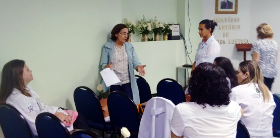 Hospital São José inicia especialização de novos residentes multiprofissionais