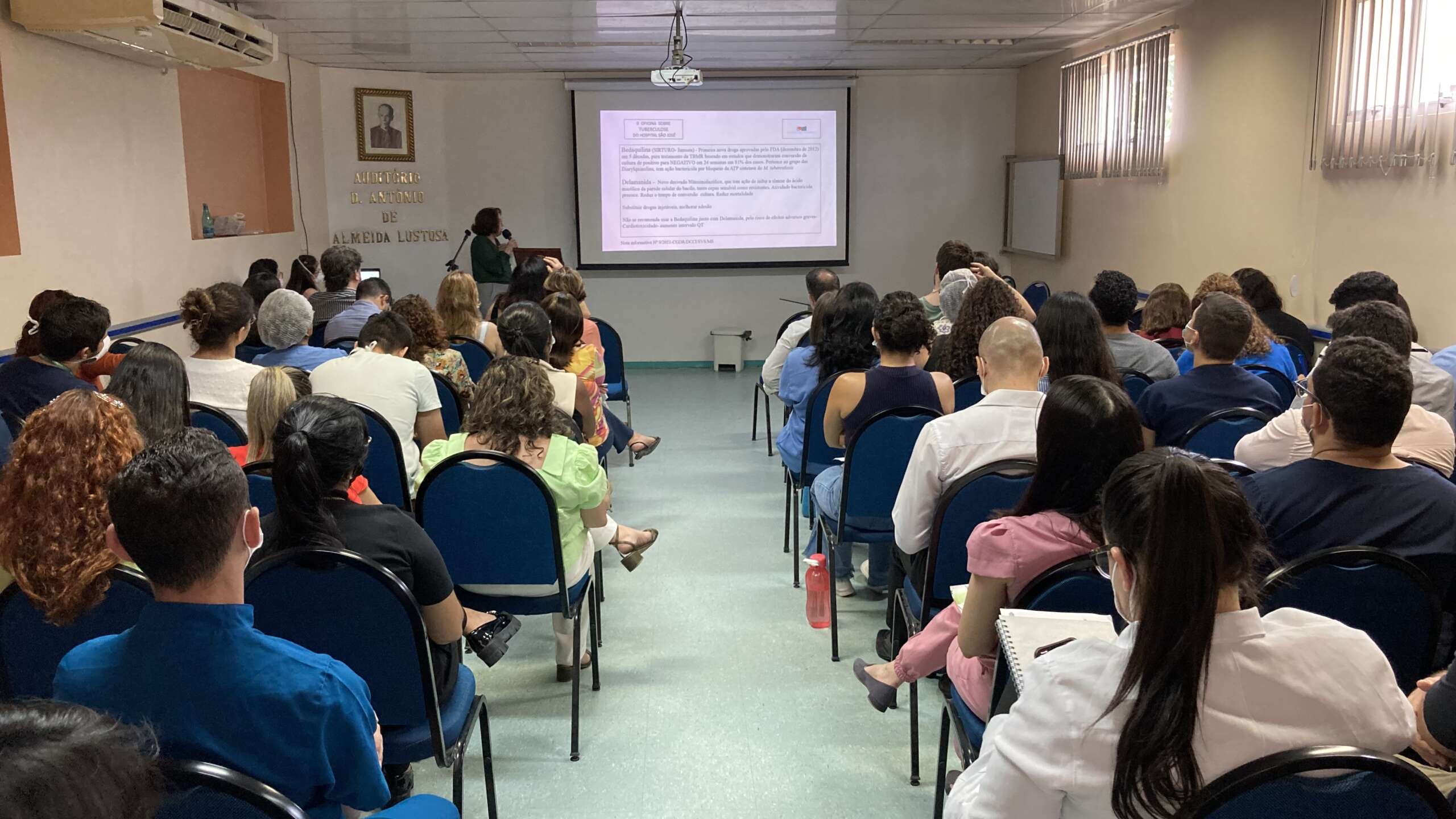 Oficina no HSJ discute atualizações no tratamento da tuberculose
