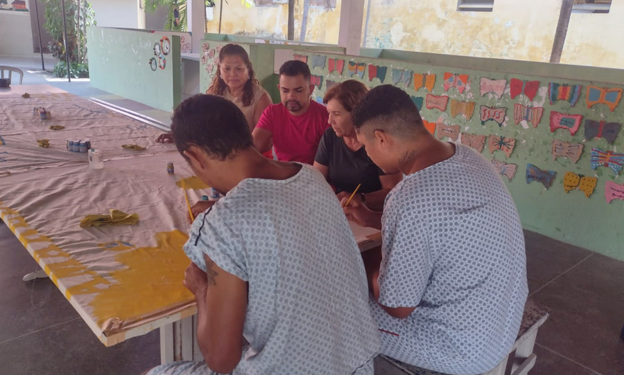 Setembro amarelo: arteterapia é ferramenta aliada da saúde mental