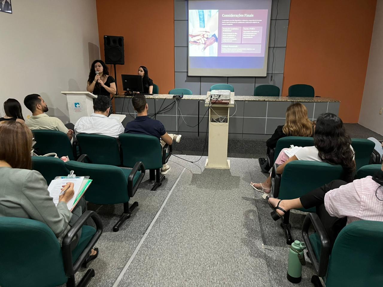 22ª Mostra Científica do HSM destaca produção acadêmica e premia trabalhos sobre humanização em saúde mental