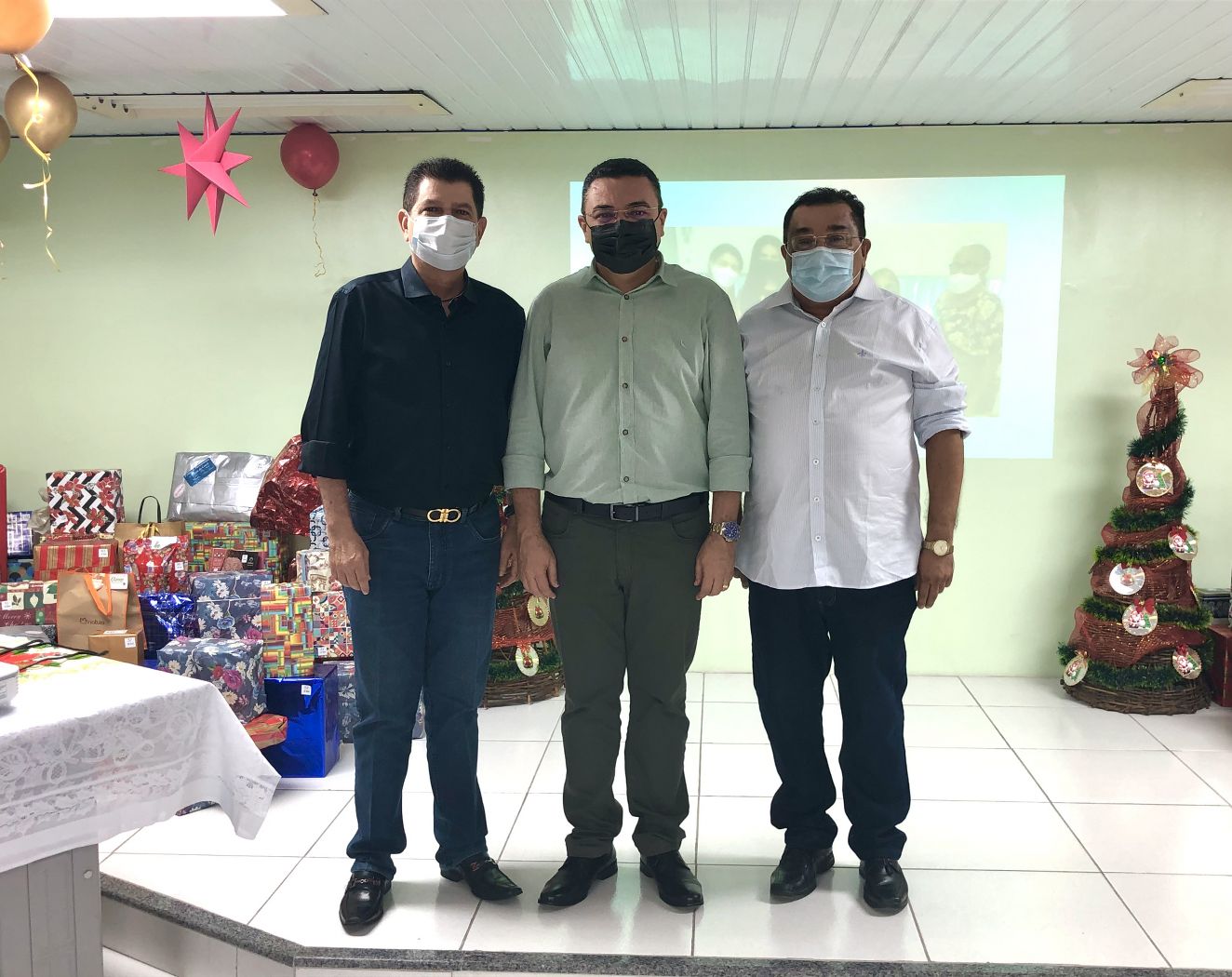 Confraternização de Natal Issec