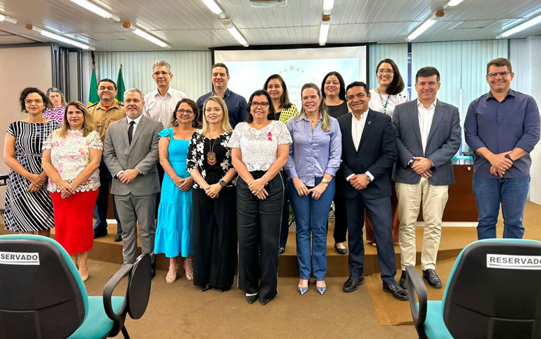Issec participa de homenagem a aposentados na Seplag