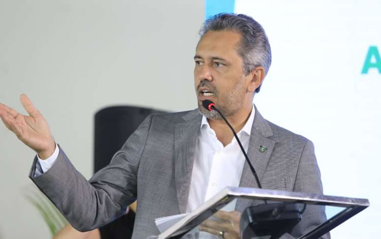 Issec participa de solenidade em alusão aos 60 anos de Planejamento no Ceará