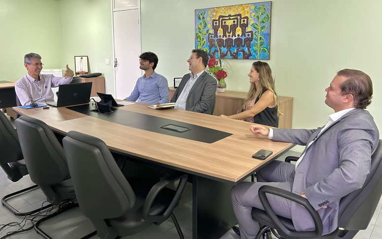 Issec recebe visita técnica da Cearapar