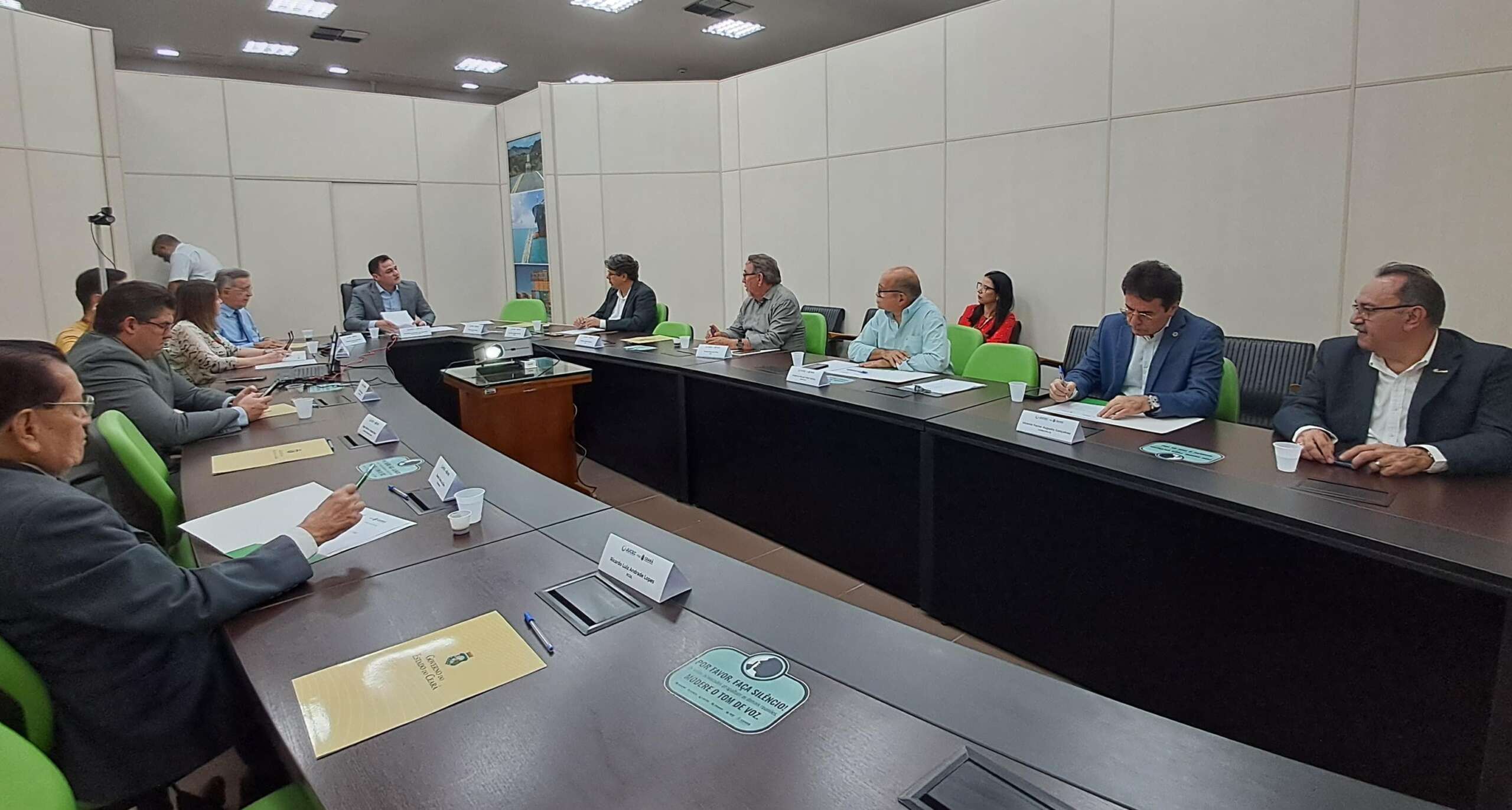 Vogais representantes da Fecomércio são empossados na 2° reunião plenária