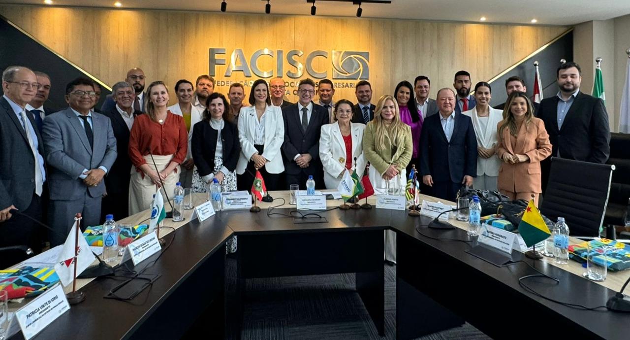 Jucec participa de Encontro Nacional de Presidentes de Juntas Comerciais em Florianópolis