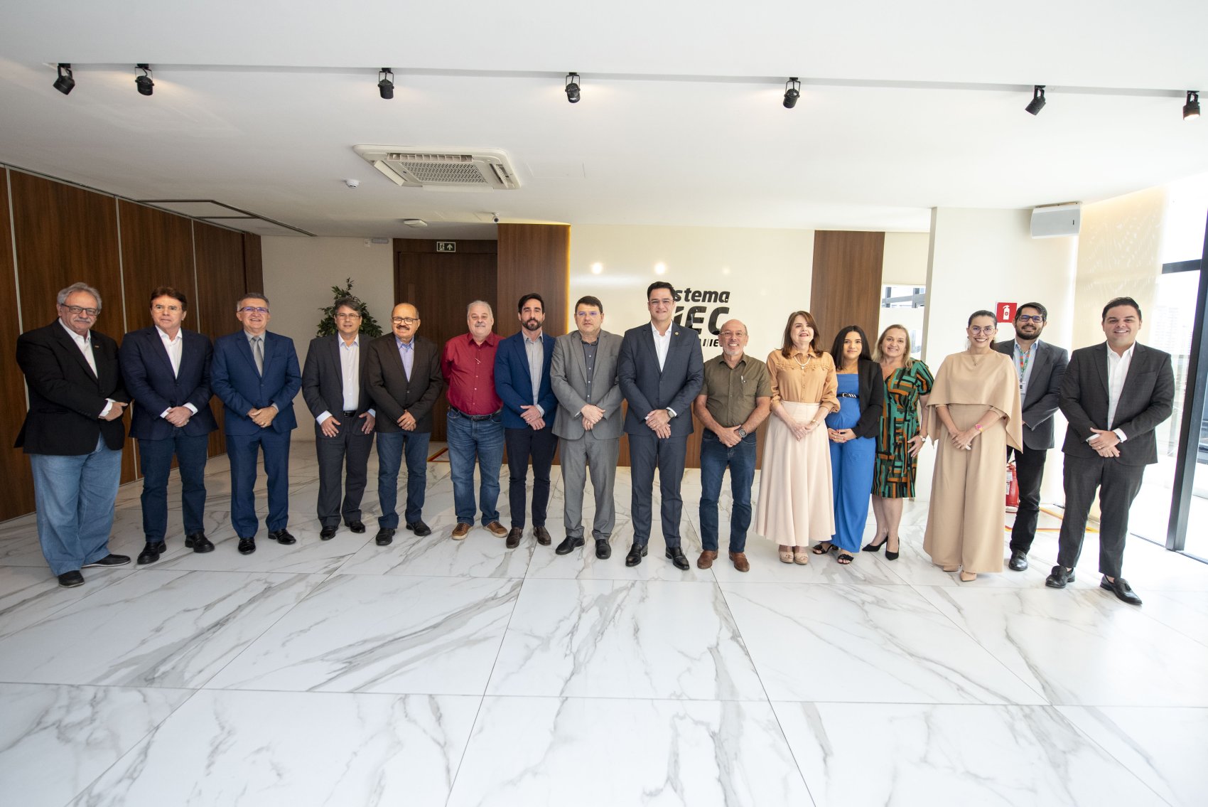 Jucec reforça compromisso com setor produtivo em plenária itinerante realizada na FIEC